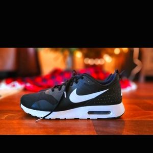 Nike men's size 11 Nike air max